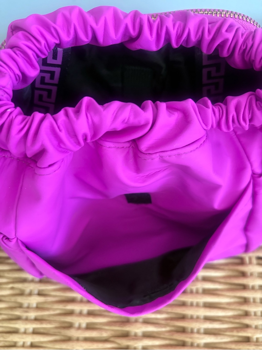 VERSACE PARFUME Nylon Makeup/Travel Bag, FUSCHIA/BLACK - Picture 7 of 15